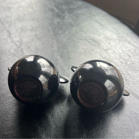 Minnie Mouse & Mickey Mouse Salt & Pepper Shakers - Picture 4 of 7